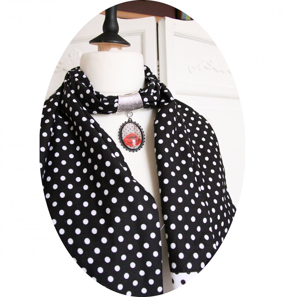 Etole foulard bijou noire en coton à pois blancs et bijou cabochon ovale coquelicot--2226413932877