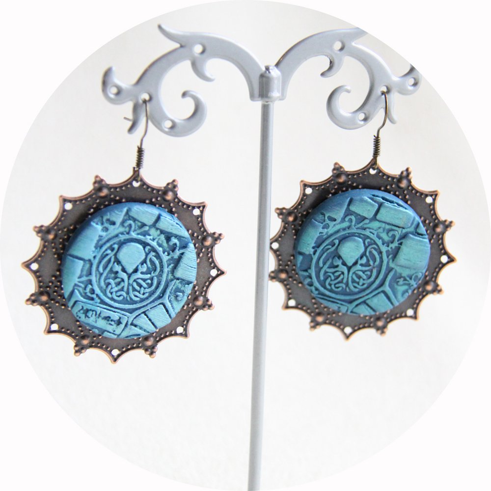 Boucles d'oreilles pendantes Steampunk thème Cthulhu bleu et cuivre--9995863755048