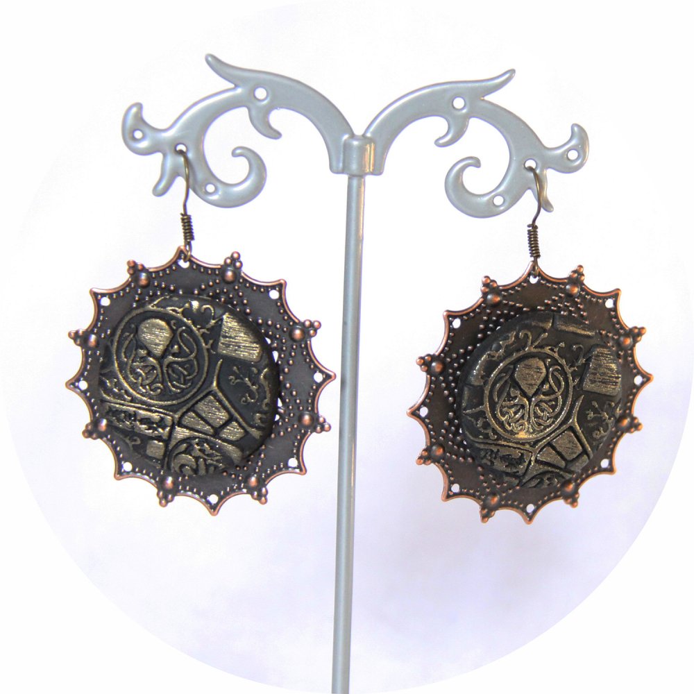 Boucles d'oreilles pendantes Steampunk thème Cthulhu noir ou rouge et cuivre--9995863772830