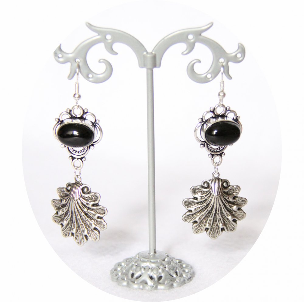 Boucles d'oreilles rétro baroque noires avec pampille coquillage argenté--9995848718525
