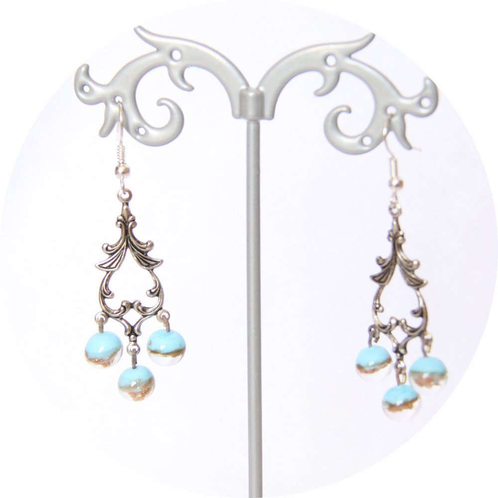 Boucles d'oreilles rétro baroque pampille art déco argentée et perles bleu et or--9995861144899