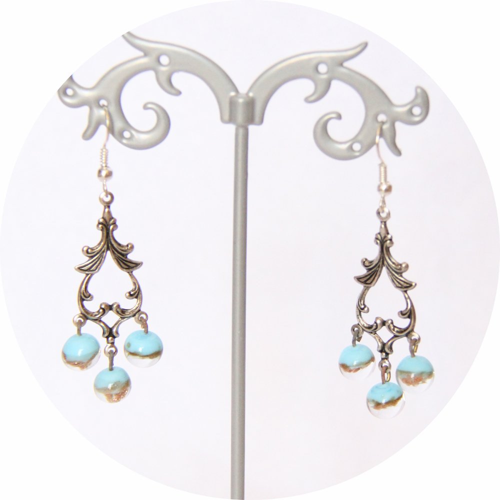 Boucles d'oreilles rétro baroque pampille art déco argentée et perles bleu et or--9995861144899