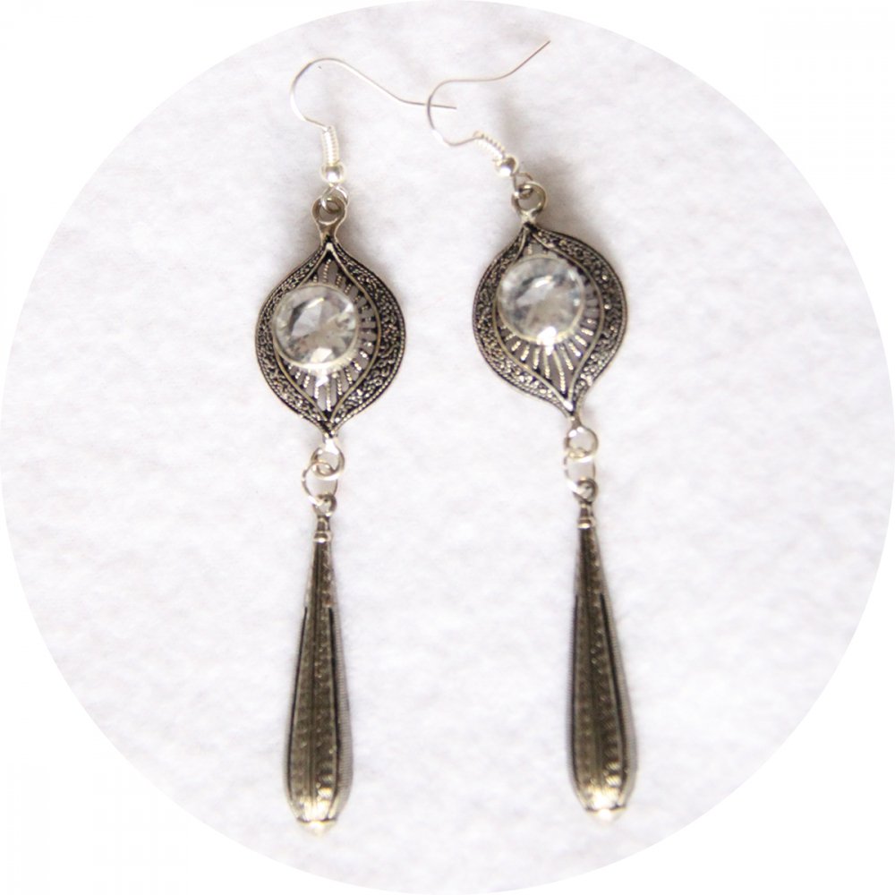 Boucles d'oreilles rétro quartz blanc avec pampille argentée--9996143756052