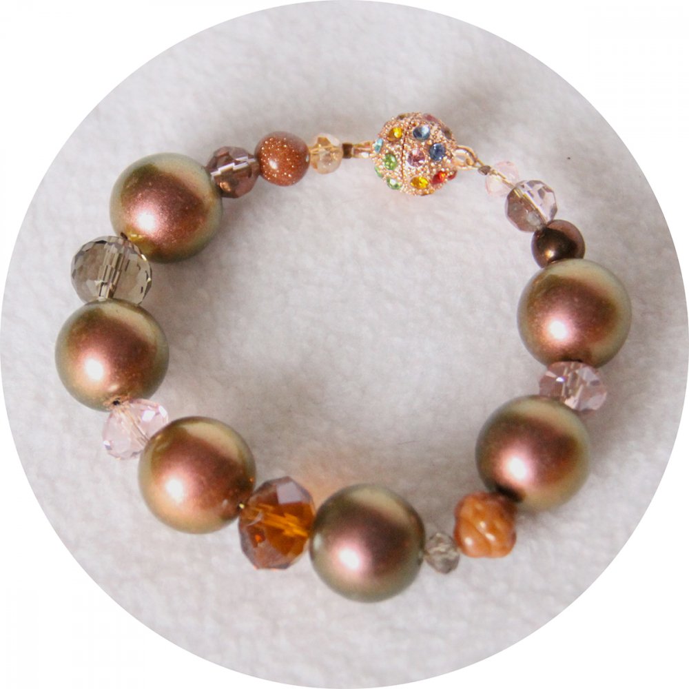 Bracelet rose cuivre en perles de nacre et cristal--9996141960451