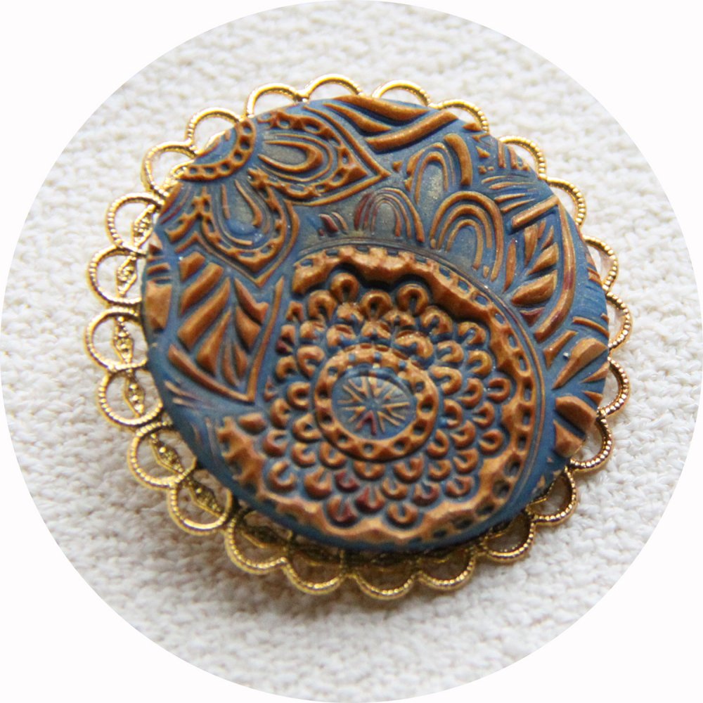 Broche médaillon rond mandala bleu azur et doré--9995862012616