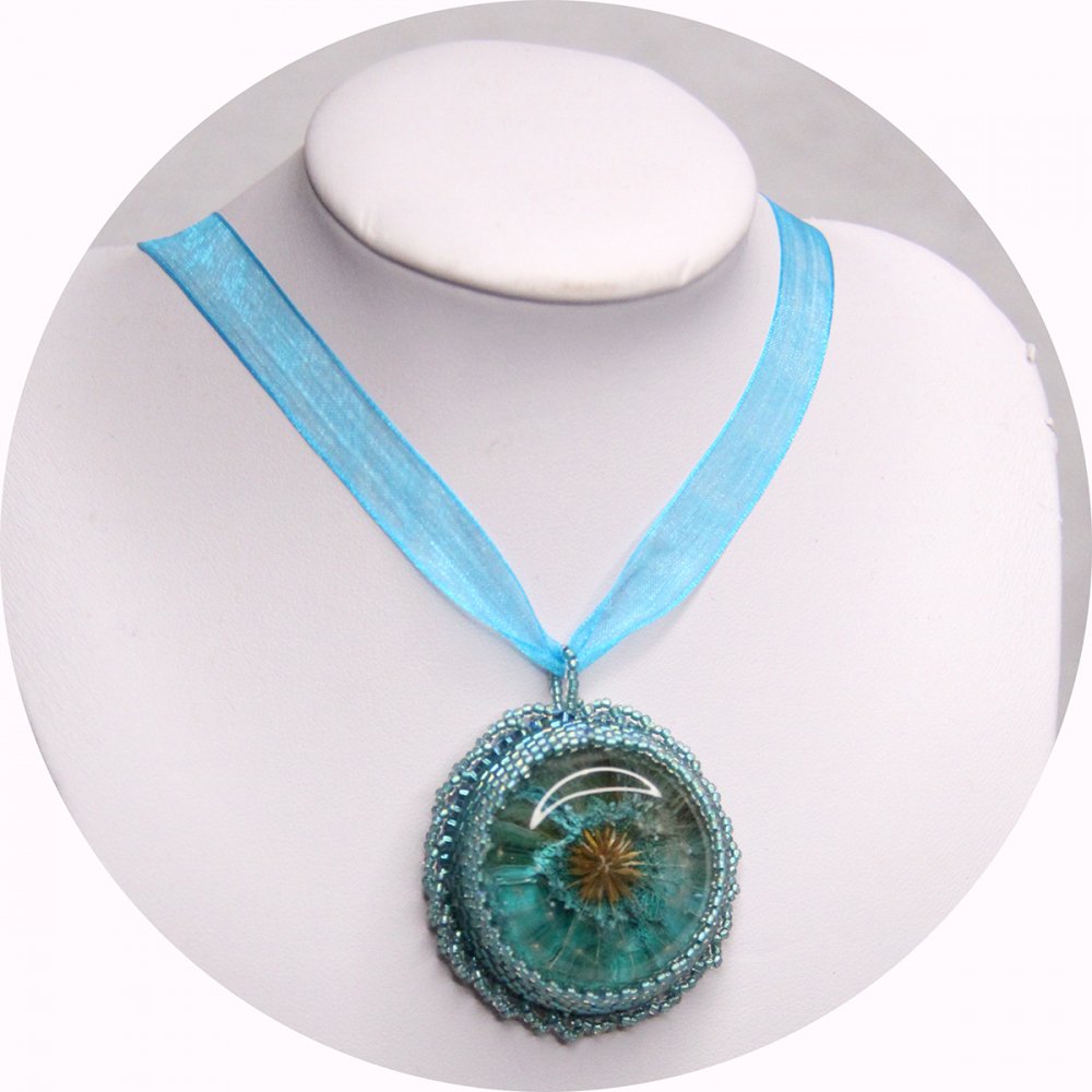 Collier médaillon pissenlit  bleu vert serti de perles japonaises--2226740721694