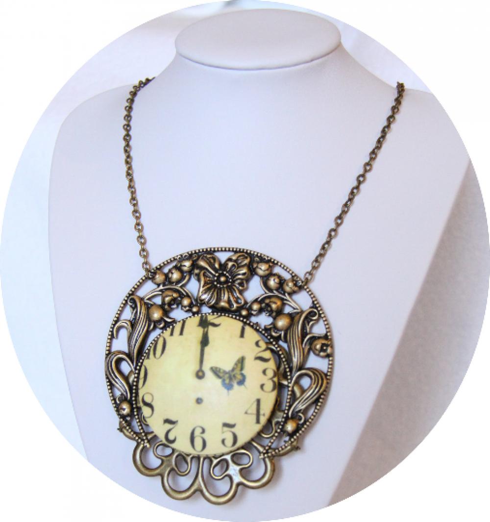 Collier sautoir médaillon de style victorien bronze et sépia avec un bouton en tissu horloge et une estampe en croissant de lune style Mucha--9995581230834