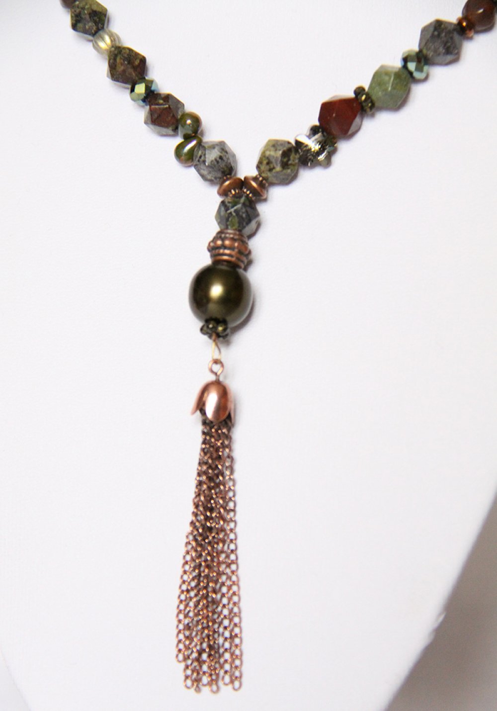 Collier sautoir en perles de jaspe vert bordeaux et cuivre--9996147592946