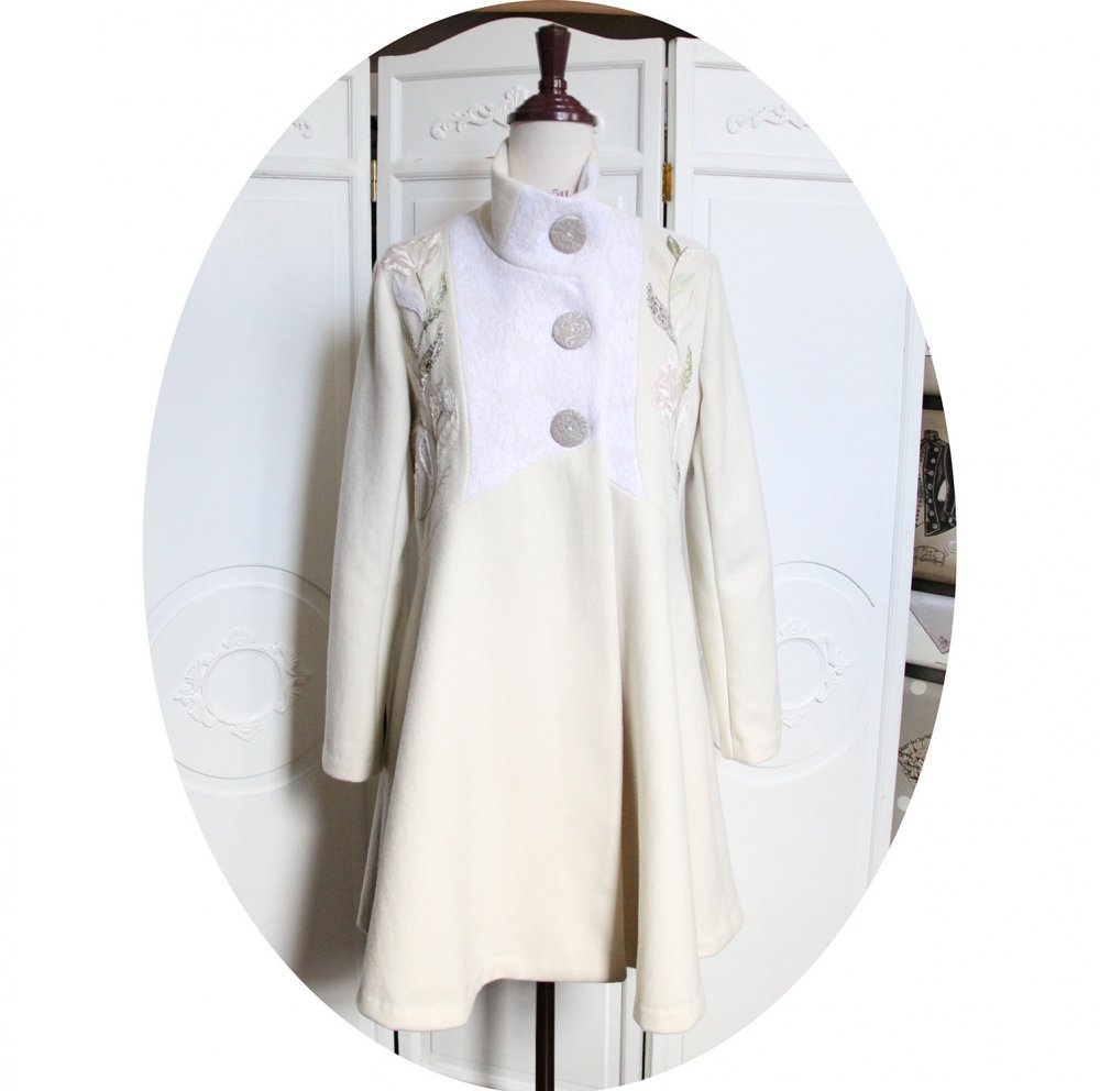 Manteau Spencer de forme trapèze en drap de laine ivoire et dentelle brodé à la main--9996047640303