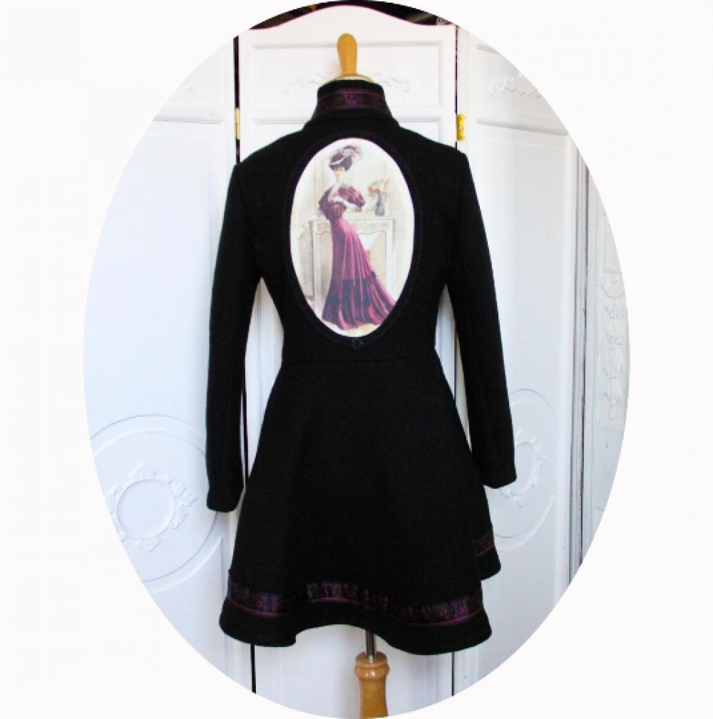 Manteau Spencer de forme trapèze en laine noire et médaillon gravure de mode dans le dos avec un col montant et détails en ruban et dentelle--9995575160567