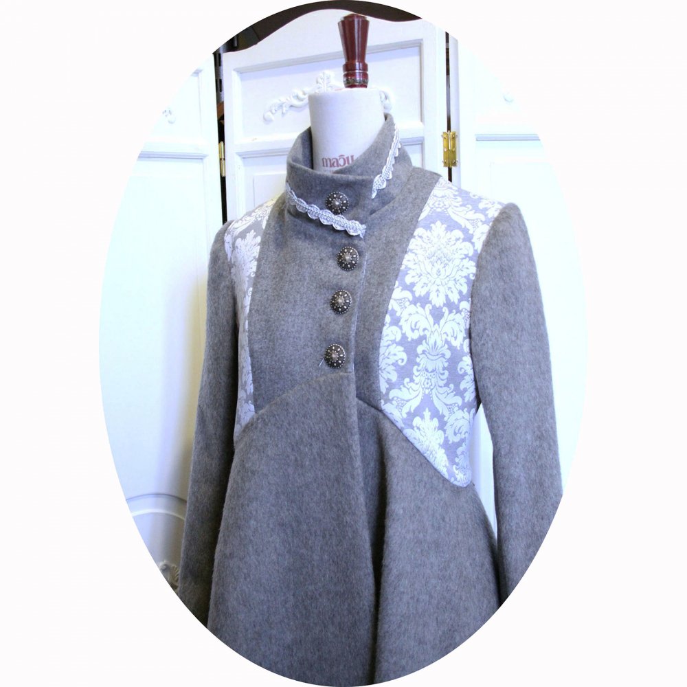 Manteau Spencer de forme trapèze en velours de laine et mohair gris perle et motif baroque--9995833097833