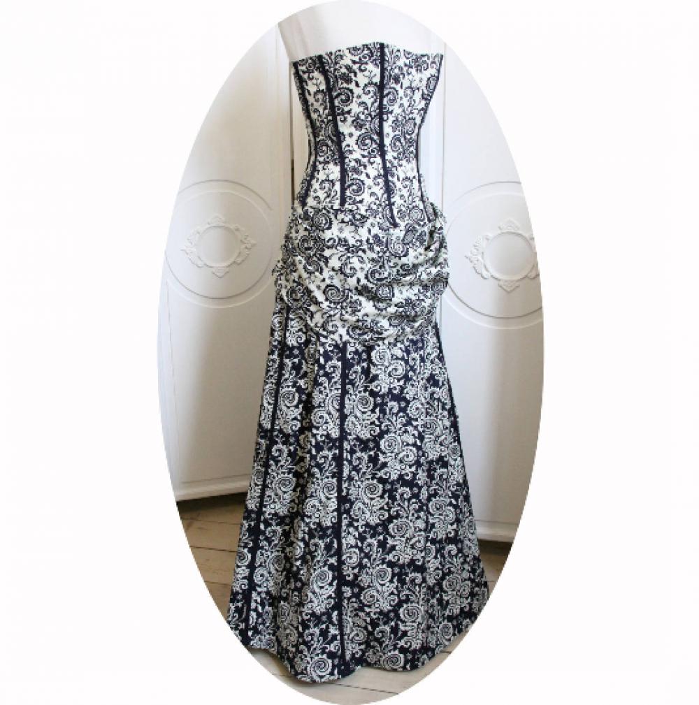 Robe Baroque composée d'un bustier style corset et d'une jupe longue en coton imprim bleu marine et blanc--9995541148773