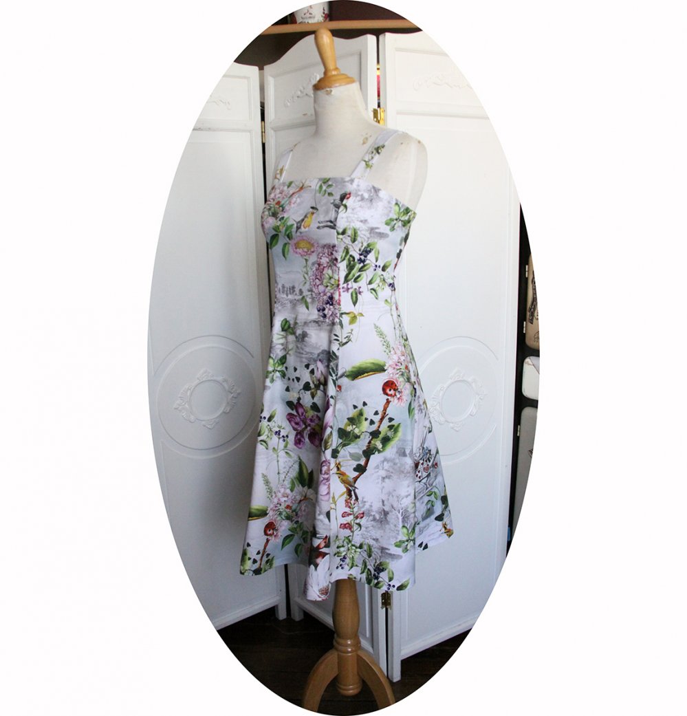 Robe d'été Alice courte cintrée et évasée à bretelles en coton gris clair imprimé fleurs--2226536601032