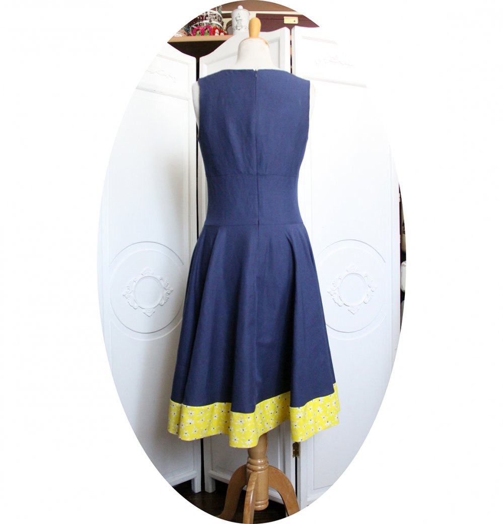 Robe d'été bleu marine et jaune esprit Pin Up avec une jupe évasée--2226246017567