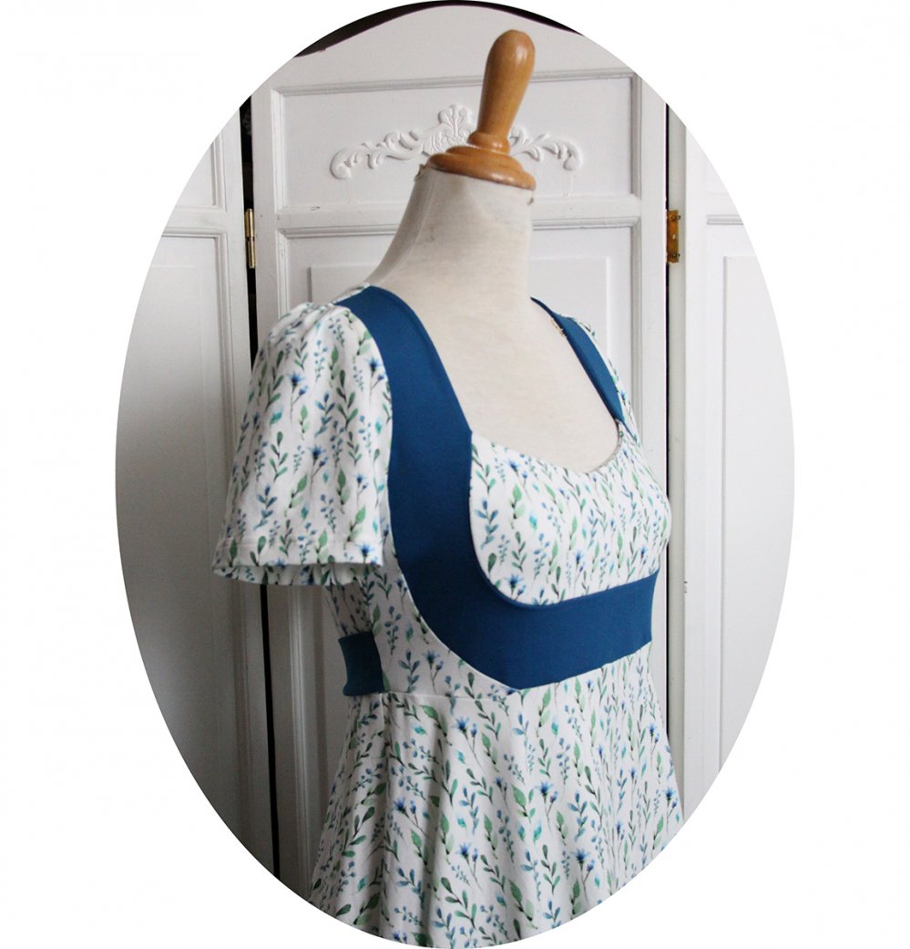 Robe taille Empire en jersey coton blanc imrimé fleurs bleues--2226233940021