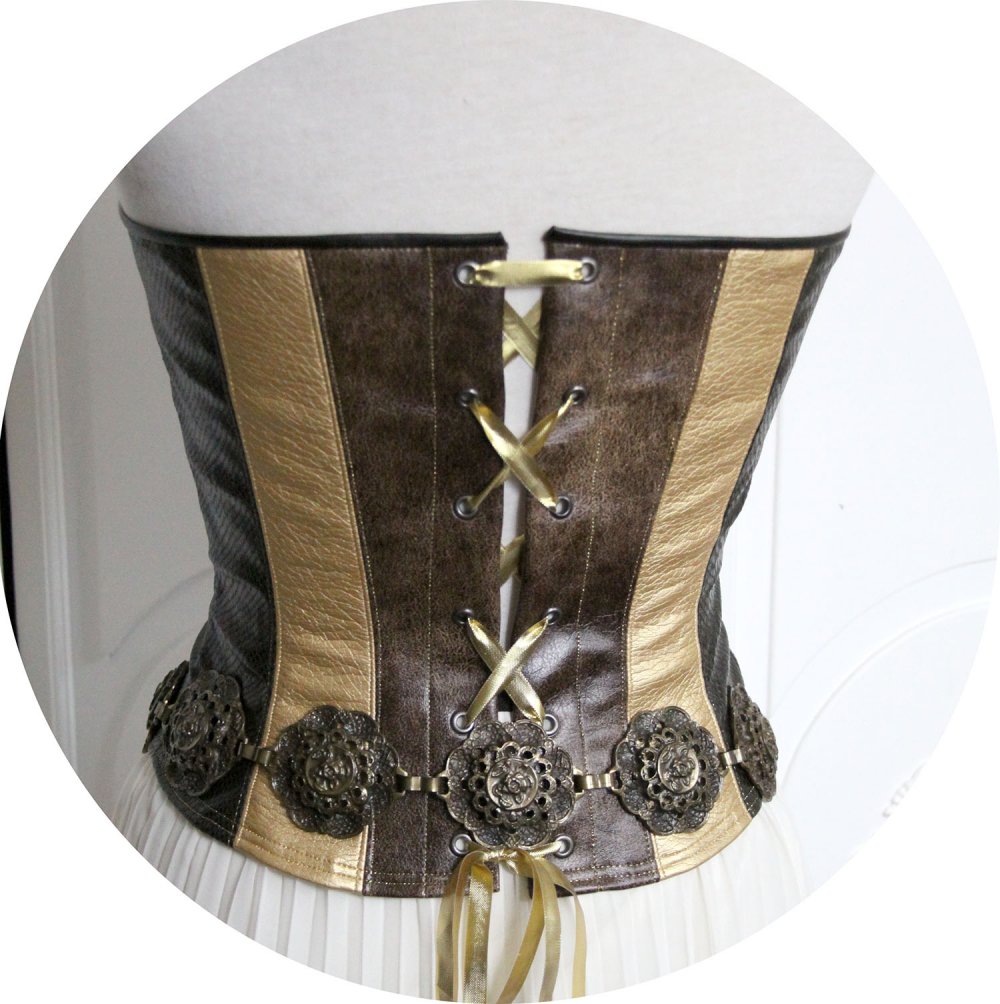 Tenue guerrière antique bustier simili cuir et jupe plissée--2226348861297