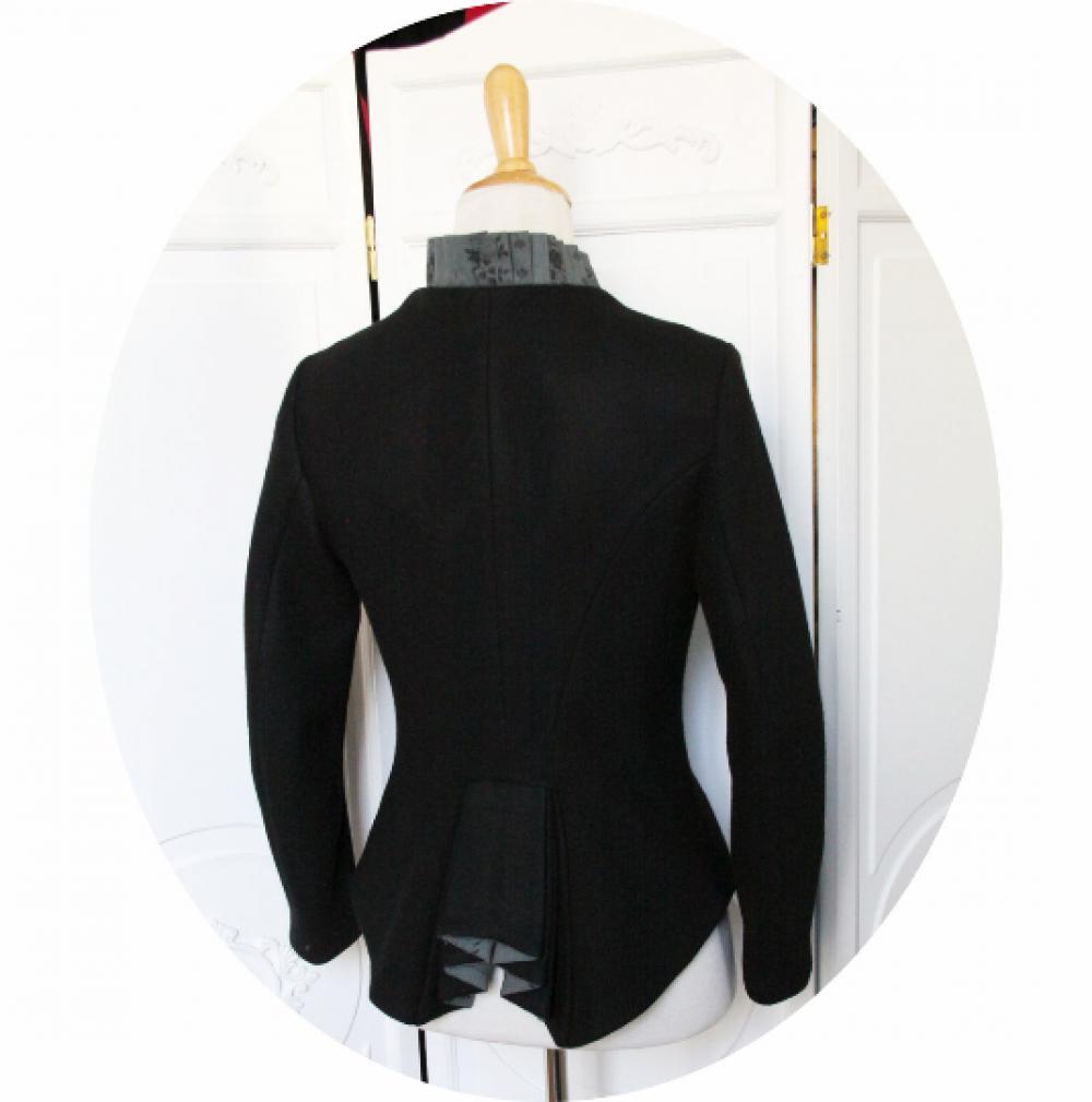 Veste courte et cintrée en laine noire et col en coton ruché gris--9995921651220