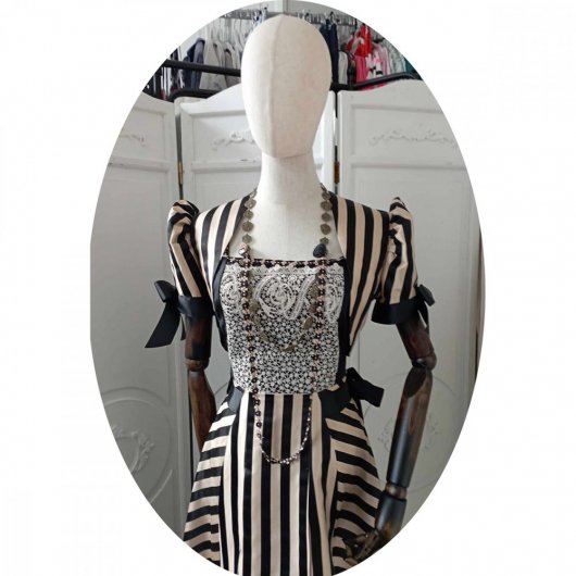 Boléro steampunk rayé noir et beige en soie