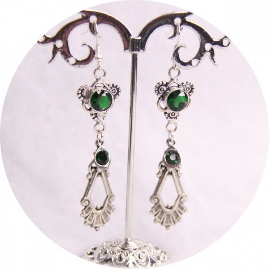 Boucles d'oreilles Baroques argentées avec strass vert