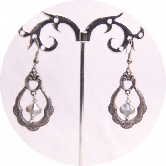 Boucles d'oreilles Baroques argentées et perle irisée