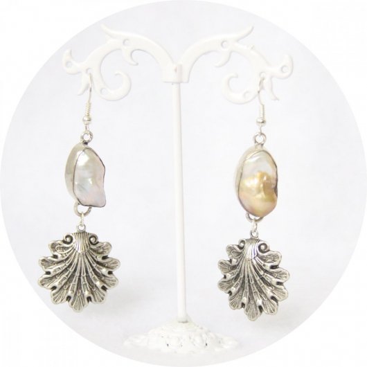 Boucles d'oreilles rétro baroque nacre avec pampille coquillage argenté