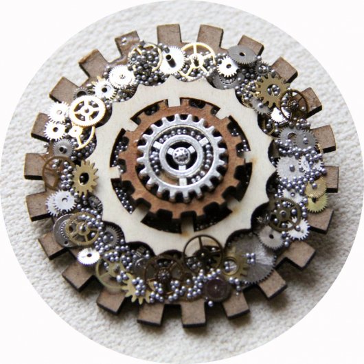 Broche Steampunk en rouages en métal argenté et bois