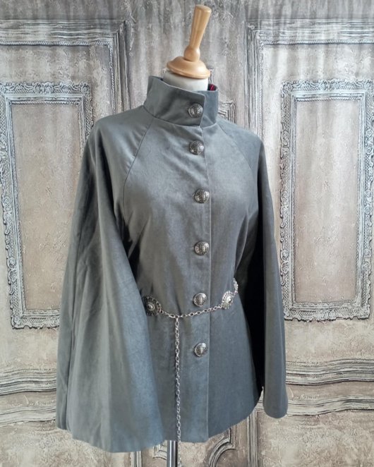 Cape ou pas cape en velours gris doublée écossais