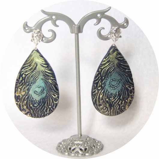 Grandes boucles d'oreilles légères goutte bleu plume de paon