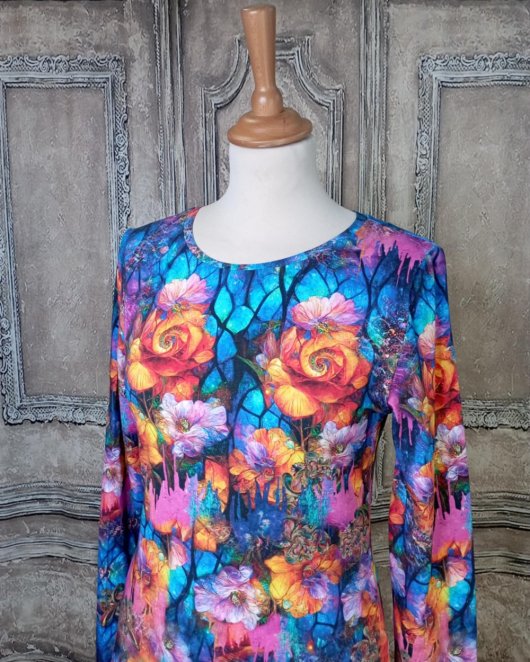 Haut tshirt vitrail bleu à manches longues