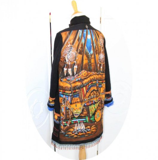 Manteau trapeze noir 'The Dreamcatcher' en laine et coton imprimé style indien