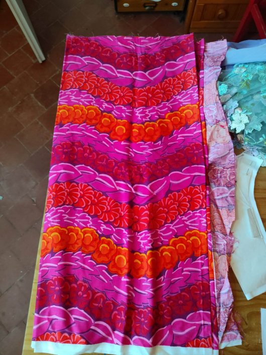 Reservé pour Agnès - Jupe courte trapeze orange et rose