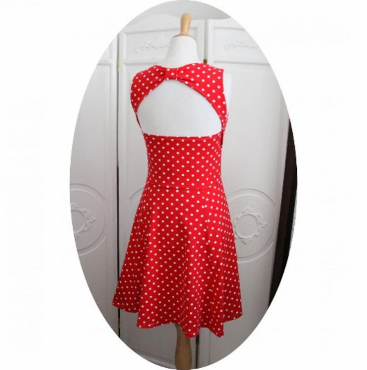 Robe d'été courte sans manche à dos nu en maille jersey stretch de coton rouge à pois blancs