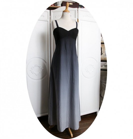 Robe longue taille haute en dégradé de noir et gris