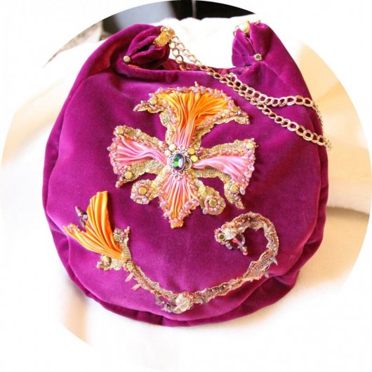 Sac a main en velours violet et broderie au ruban de soie, doublure soie, sac en velours brode,sac brode fleur de lys